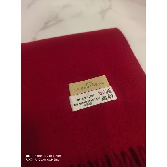 La Bagagerie 100% Cashmere Red Fringe Scarf Luxurious Soft Made in Japan/China - Picture 8 of 11